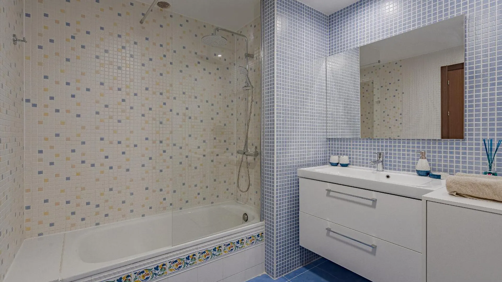 Palm Mar El Mocan 3 Beautiful Renovated Penthouse Apartment With Terrace
