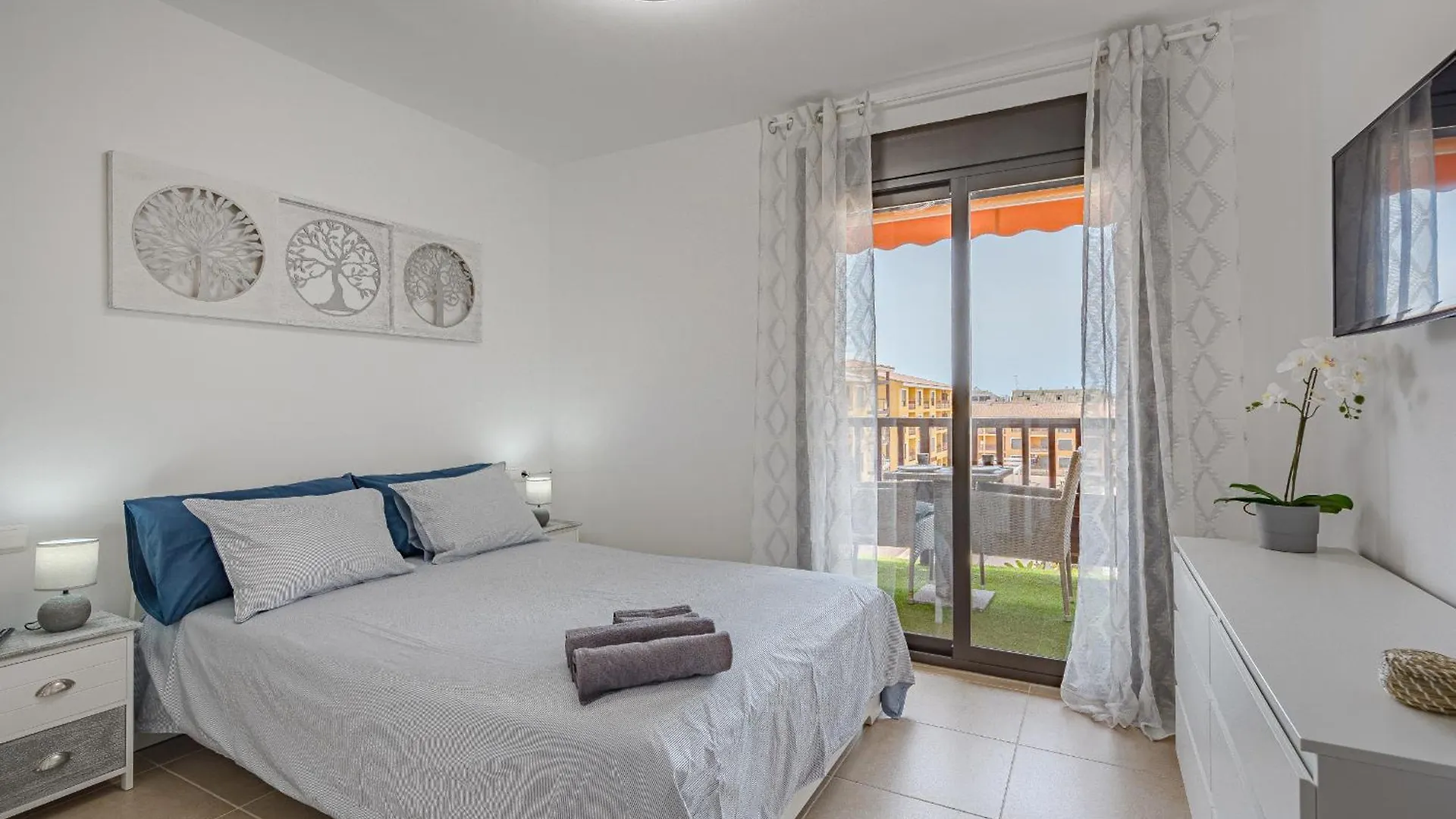 Palm Mar El Mocan 3 Beautiful Renovated Penthouse Apartment With Terrace